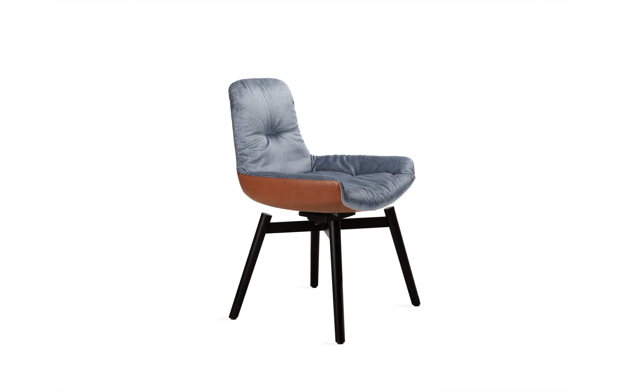 freifrau_2023_Leya_Armchair-Low_3-2-1_WD002_Riga-Ardoise_Adora-Kandis_front Platzhalter