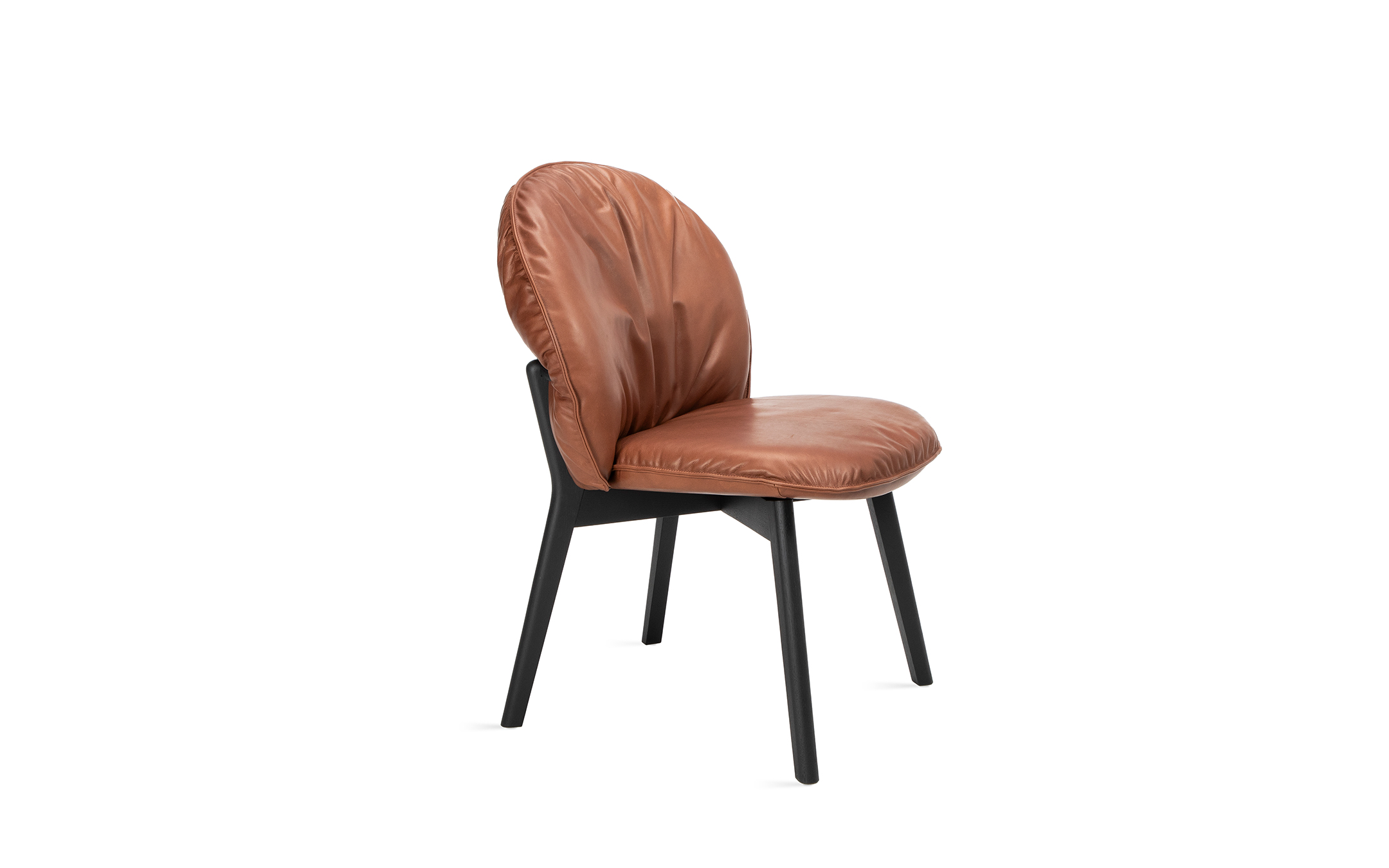 freifrau_2023_Grace_Lounge-Chair-High_1-3_ME400_Magnum-Ebony_front Platzhalter